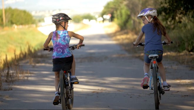 A general obligation bond project by Las Cruces will construct new trails and paths to complete a citywide loop of multi-use trails for jogging, walking and biking.