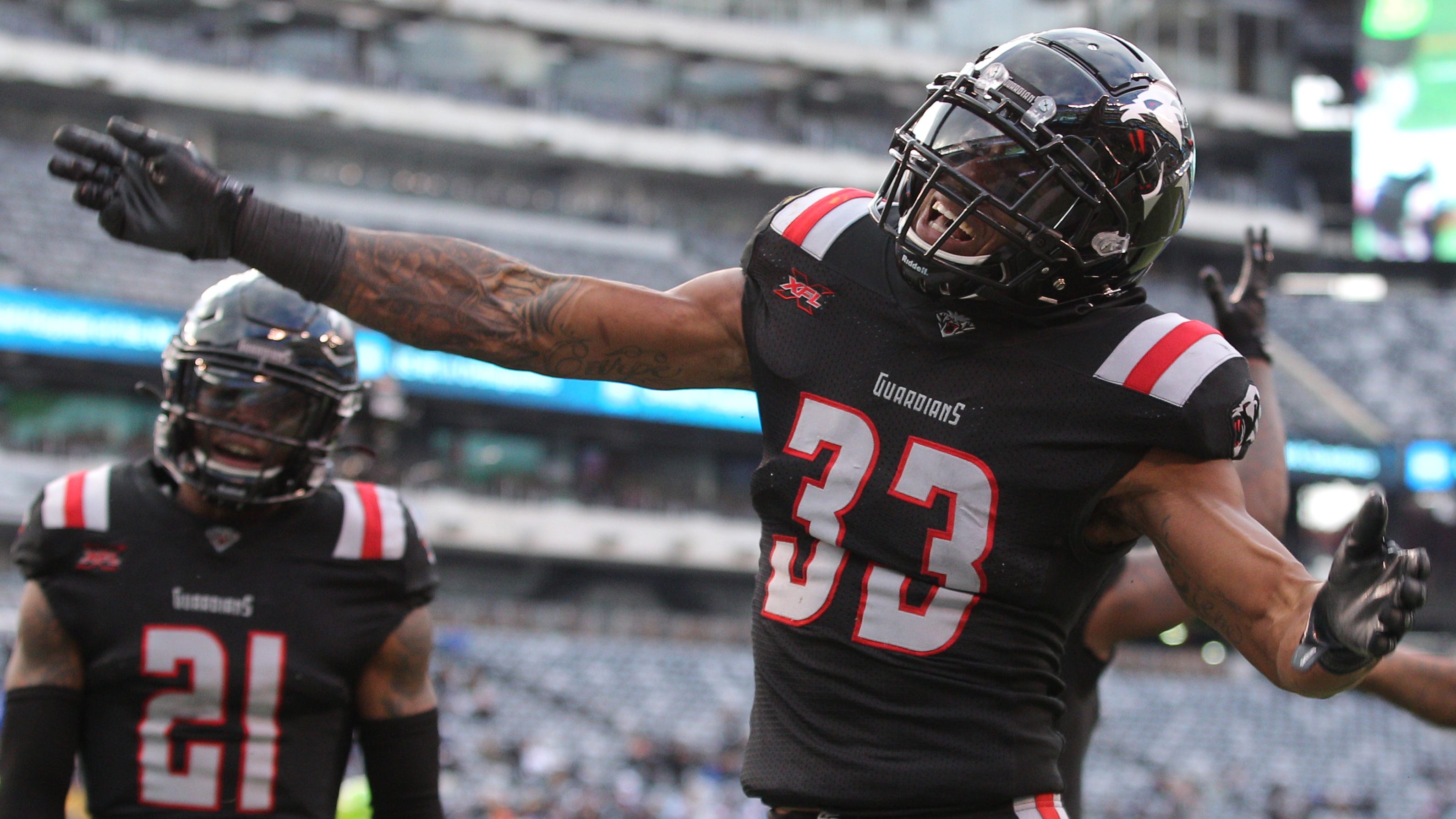 New York Guardians Fans Savor Win Over Tampa Bay Vipers In Xfl Opener