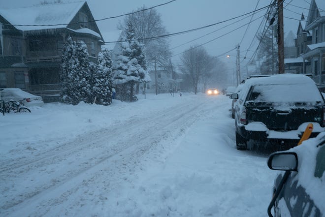 How much longer until the snow is gone in Vermont?