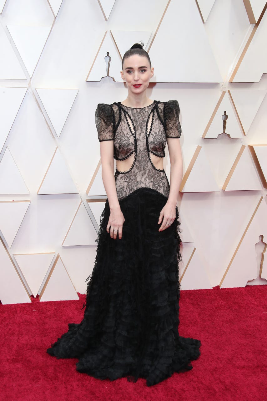 Maybe if this were the first time Rooney Mara had showed up looking like a young widow in a Gothic Victorian romance, we’d be more receptive. But this Alexander McQueen look is predictable and dull.