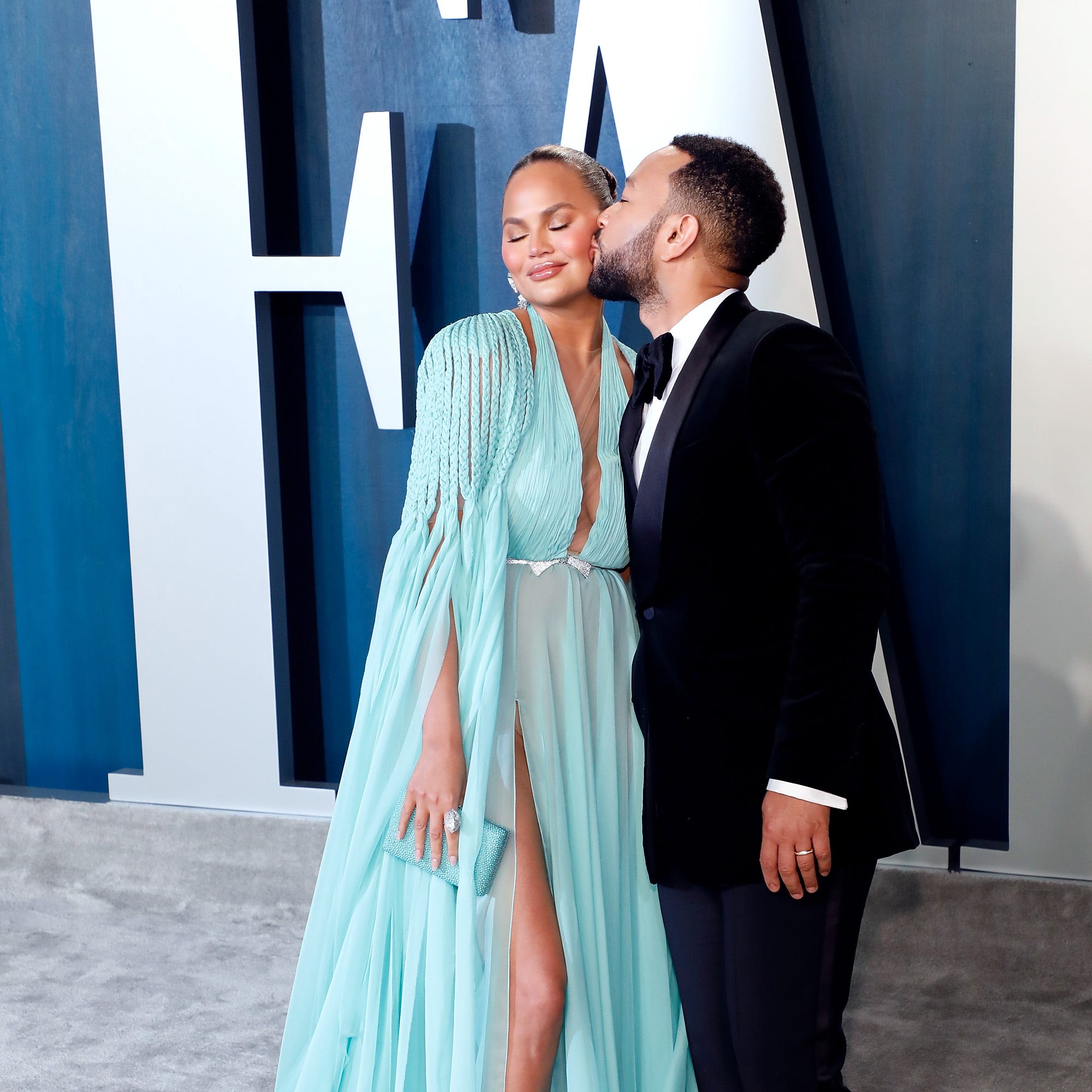 Chrissy Teigen And John Legend Reveal They Are Expecting Baby No 3