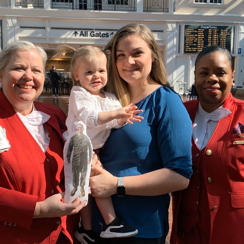 Delta Air Lines reunited a toddler with her "daddy