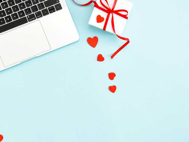 Valentine S Day Best Sales Amazing Deals At Amazon 1 800 Flowers And More