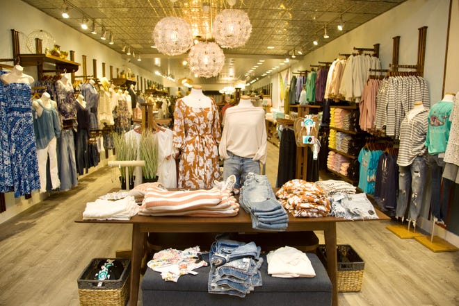 New Fifth Avenue Store Opens Construction To Begin In North Naples