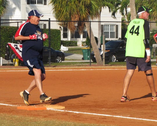 Senior Softball Dolphin Tiki Ties Davinci S For First