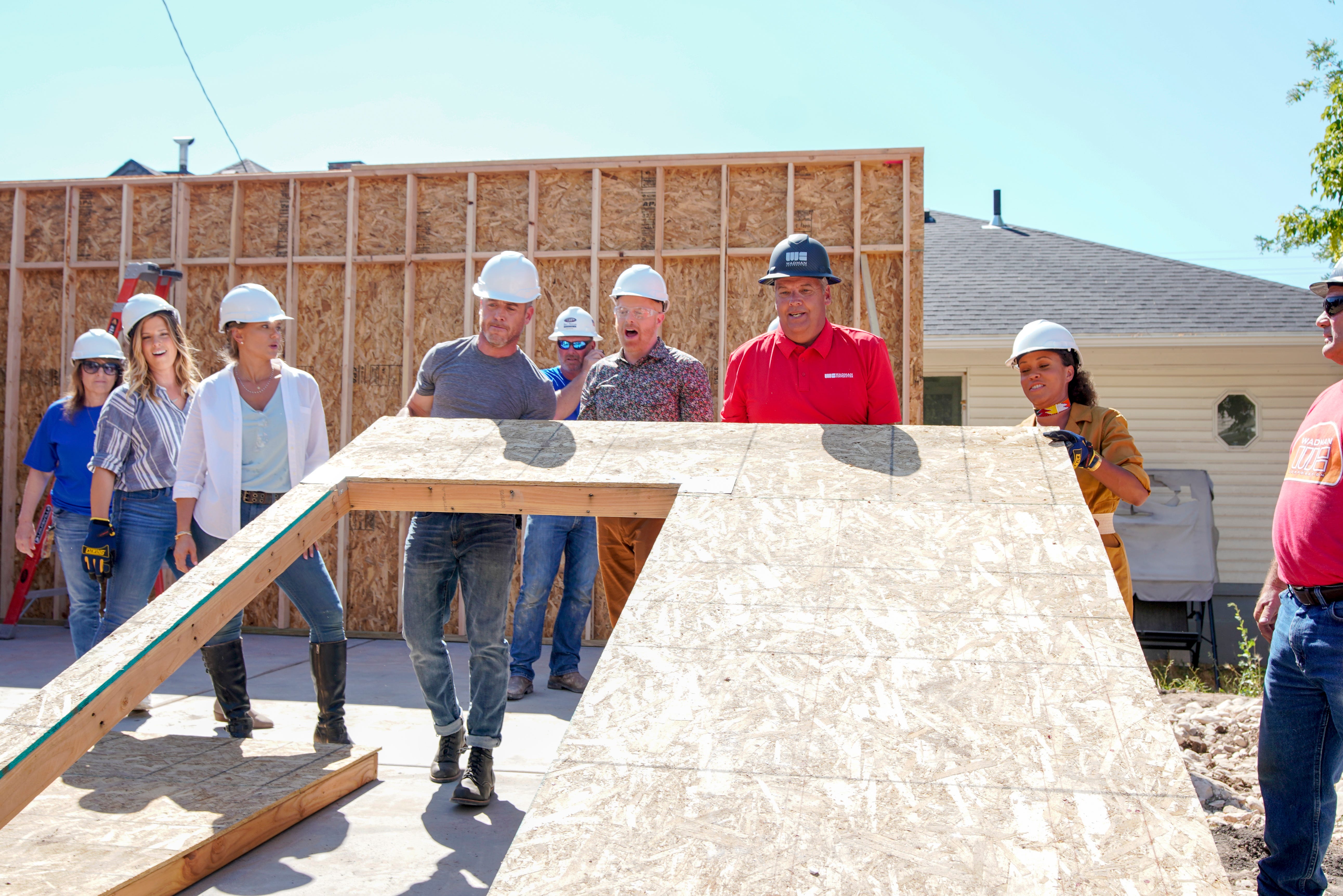 'Extreme Makeover: Home Edition' revival: How the teary show's changed