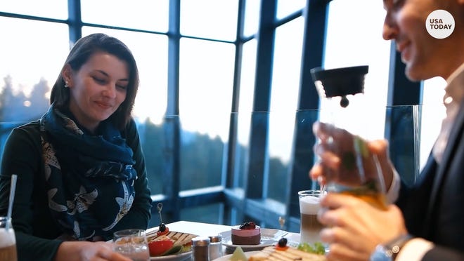 Valentine S Day 2020 Food Specials Freebies And Restaurant Deals