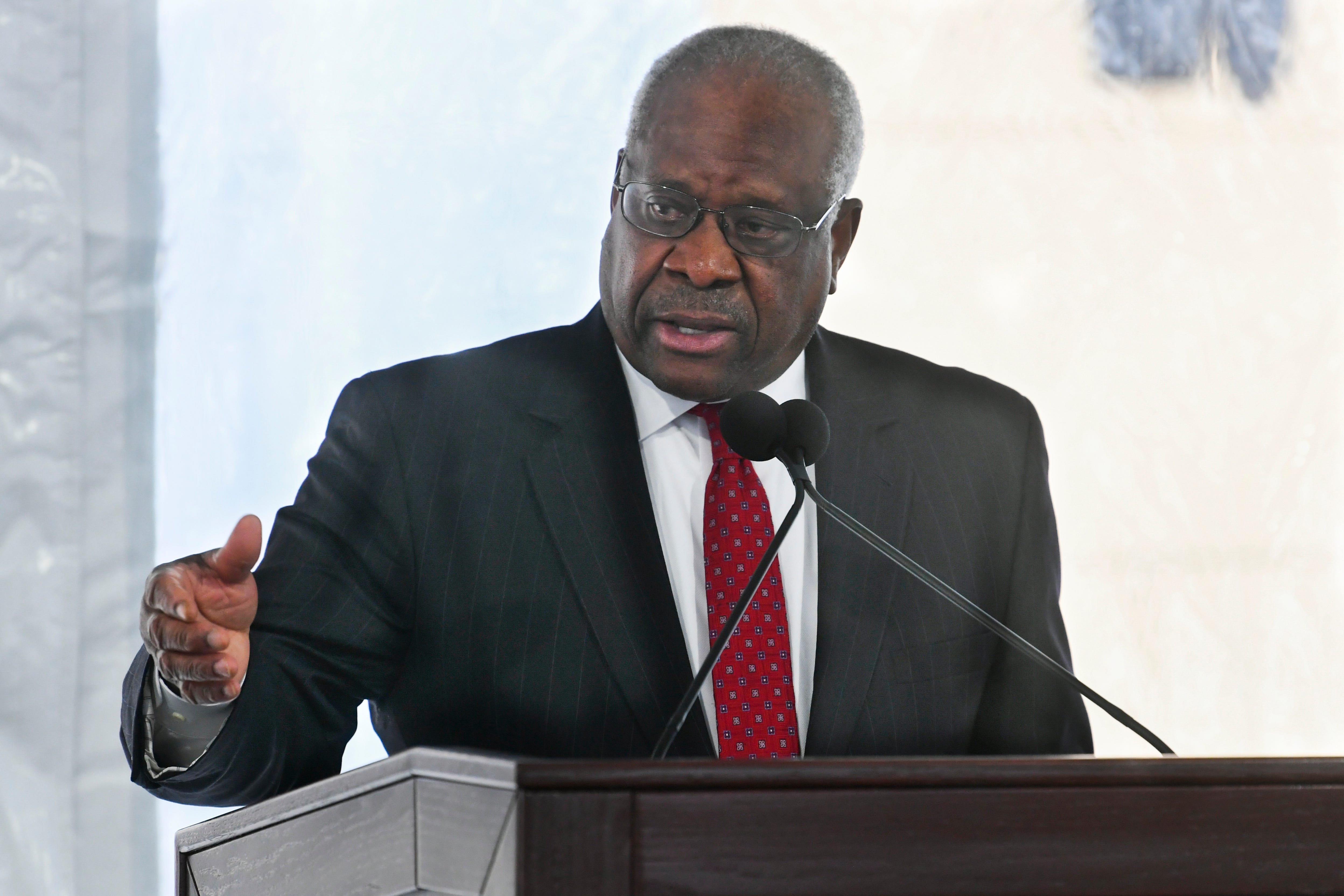 autobiography of clarence thomas