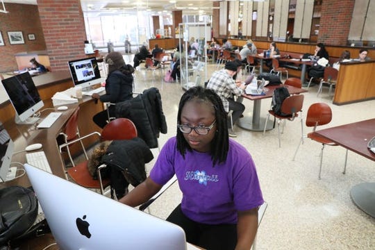 Sh'Tejah Ward works in the Golda Meir Library at UWM.