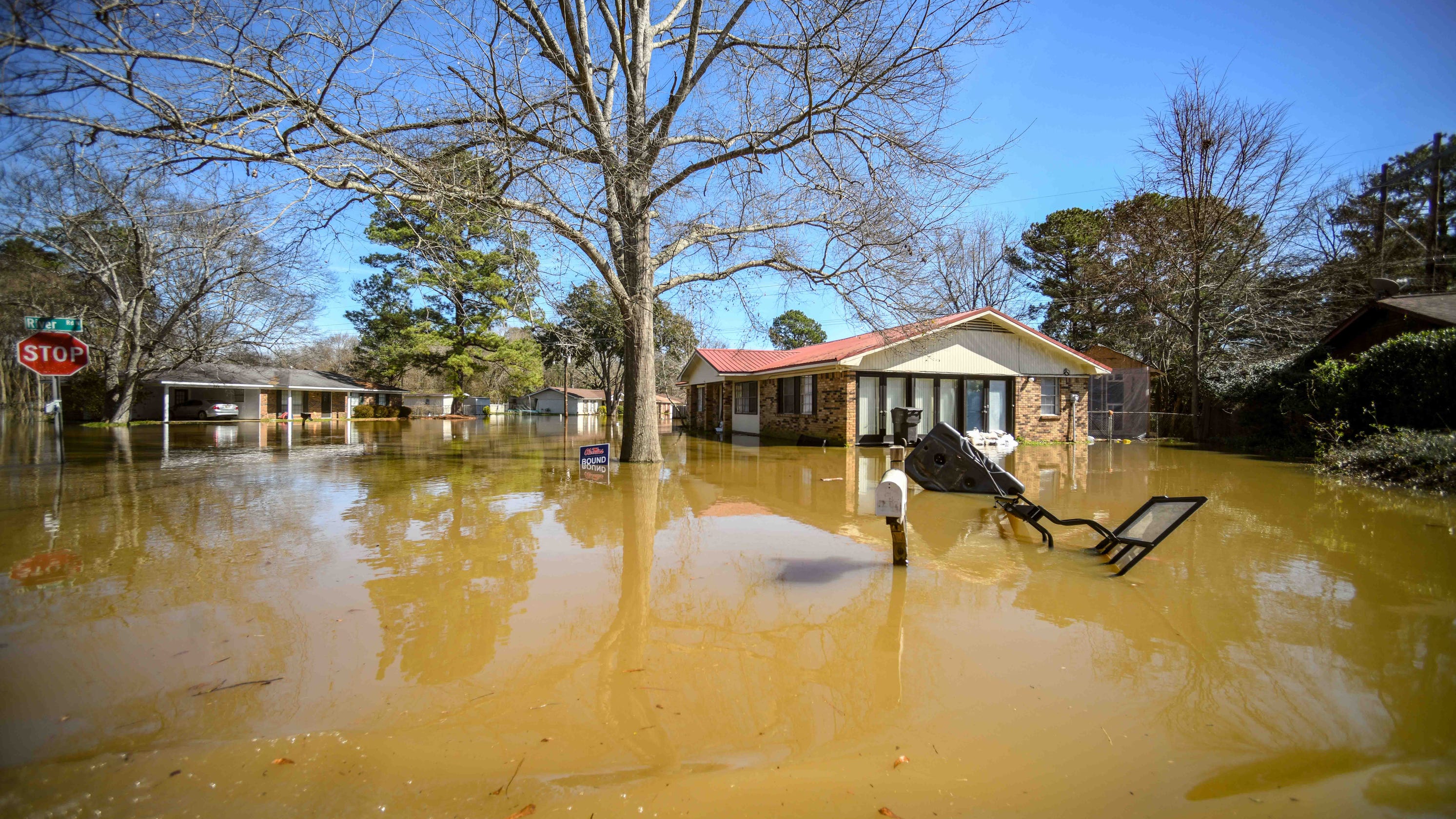 ms-flooding-how-to-report-damage-get-insurance-questions-answered