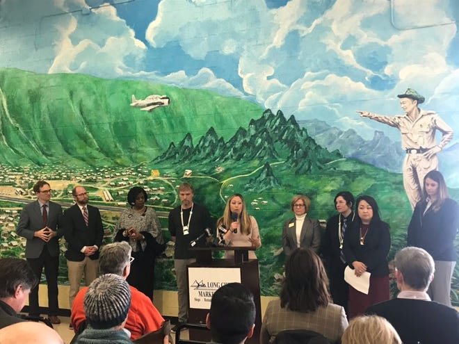 Hmong Deportation To Laos Draws More Opposition In Appleton Green Bay Hmong Deportation To Laos Draws More Opposition In Appleton Green Bay