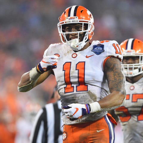 Clemson Tigers safety Isaiah Simmons (11) reacts i