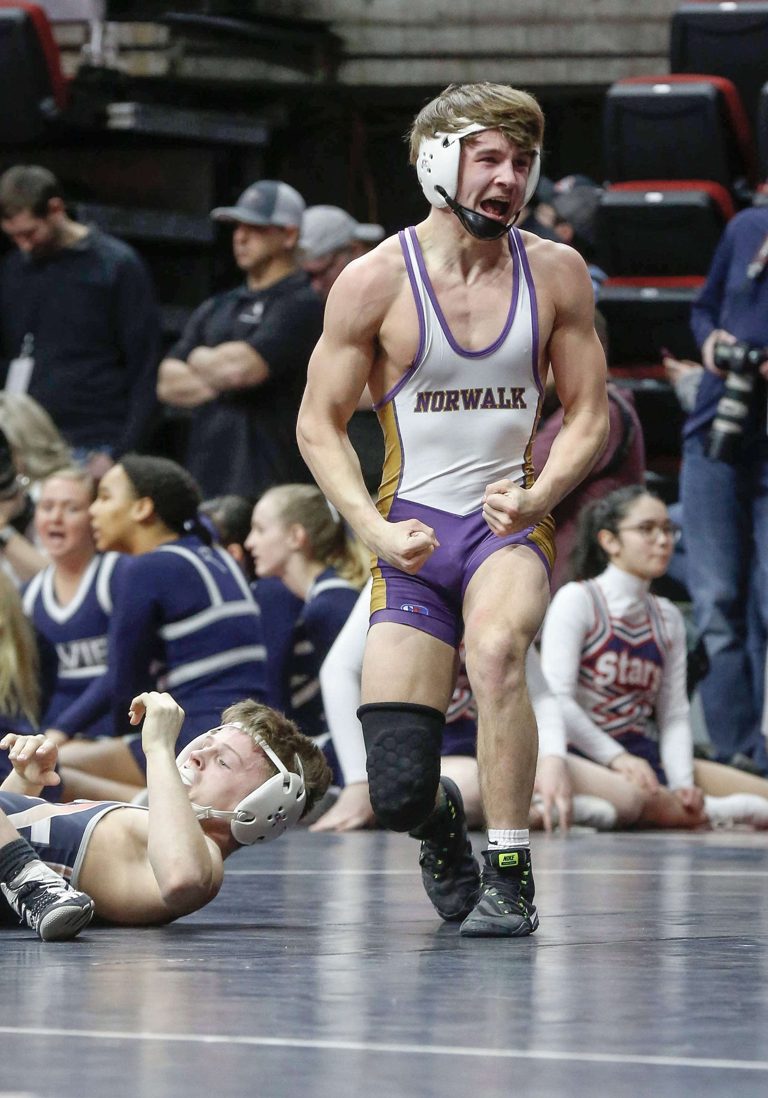 Iowa state wrestling Results from Thursday's matches