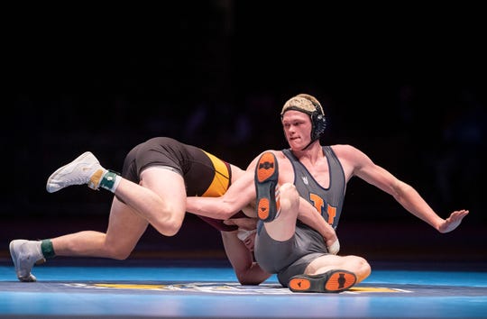 Harrison S Will Crider Runner Up In Wrestling State Finals At