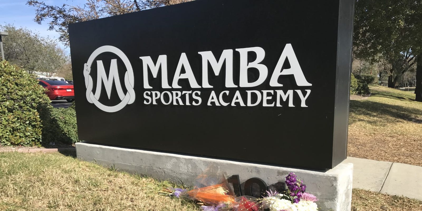 Mamba Sports Academy draws mourners to honor Kobe Bryant