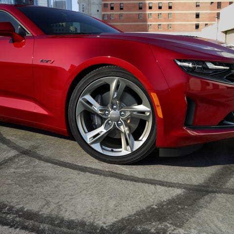 A year-old Cehvorlet Camaro could cost 32.7% less 