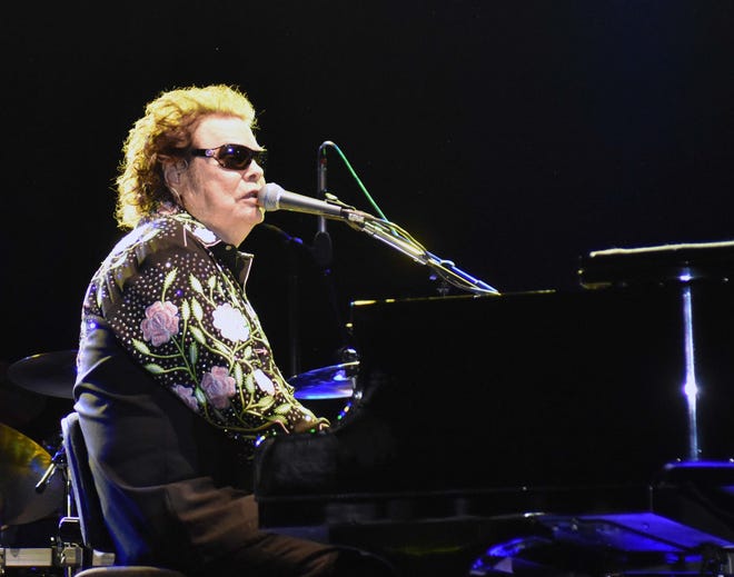 Ronnie Milsap performs at the 7th annual Las Cruces Country Music Festival on Saturday.
Jamie Guzman/For the Sun-News
Ronnie Milsap performs at the 7th annual Las Cruces Country Music Festival on Saturday, Oct. 12, 2019.