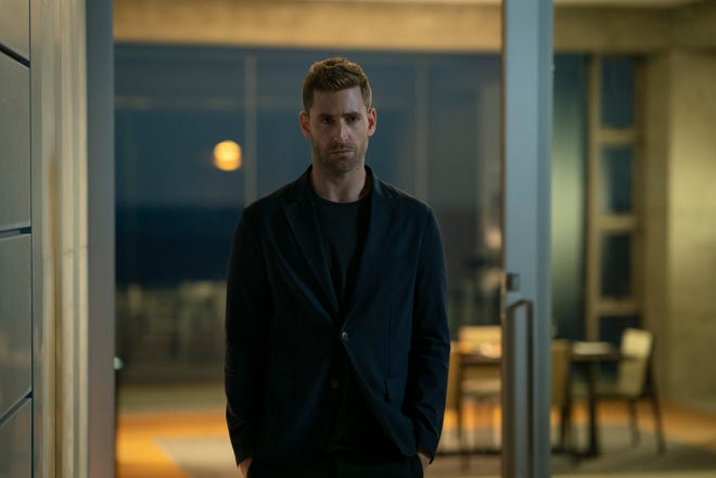 Oliver Jackson-Cohen plays optics pioneer and terrible boyfriend Adrian Griffin in "The Invisible Man."