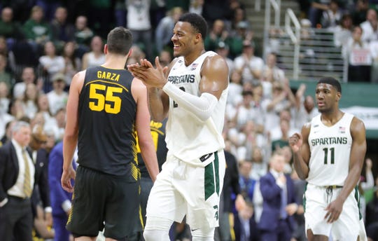 Michigan State Basketball S Xavier Tillman Steps Up With Key Block
