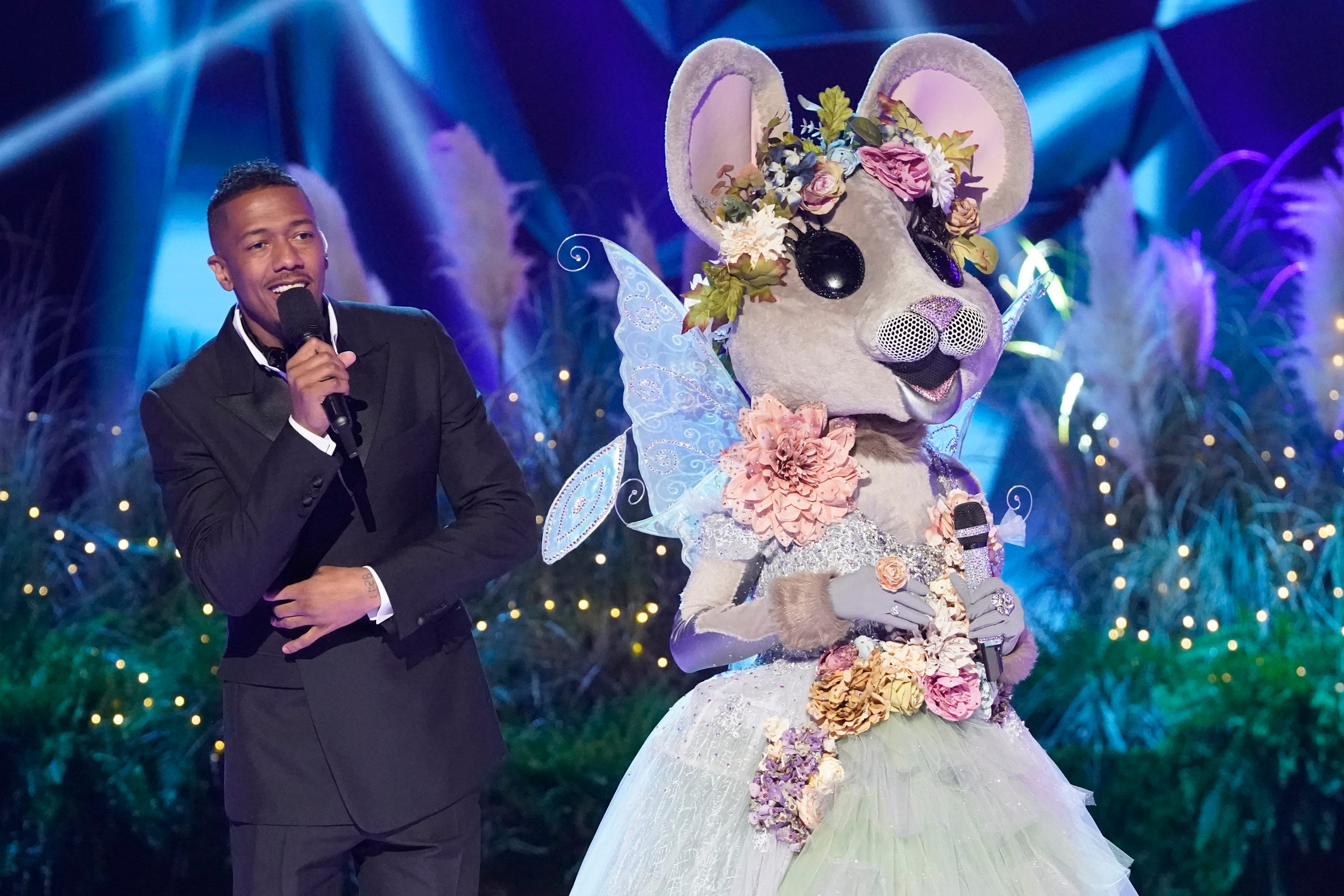 Маска новые версии. Шоу "the masked Singer" -2020. The masked Singer шоу маска. Mask Singer шоу 2020 Georgina. Mask Singer Fox.