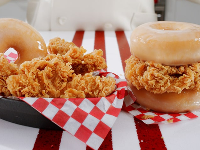 Review Kfc S Doughnut Fried Chicken Sandwich