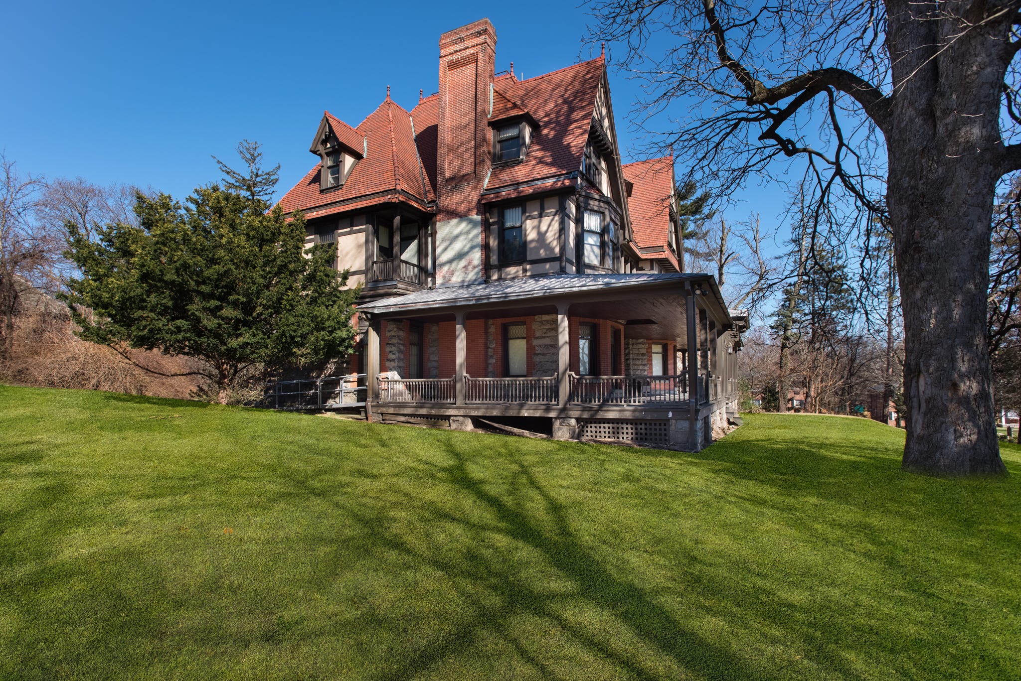 Montclair NJ real estate Shultz House still for sale, but buyers circle