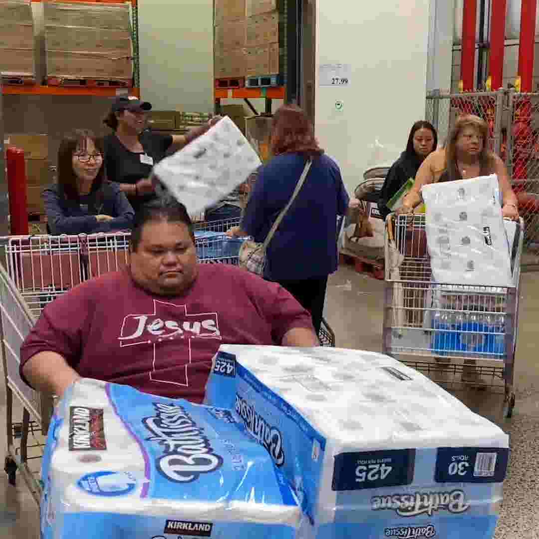 Coronavirus Walmart Joins Publix In Reducing Store Hours Amid