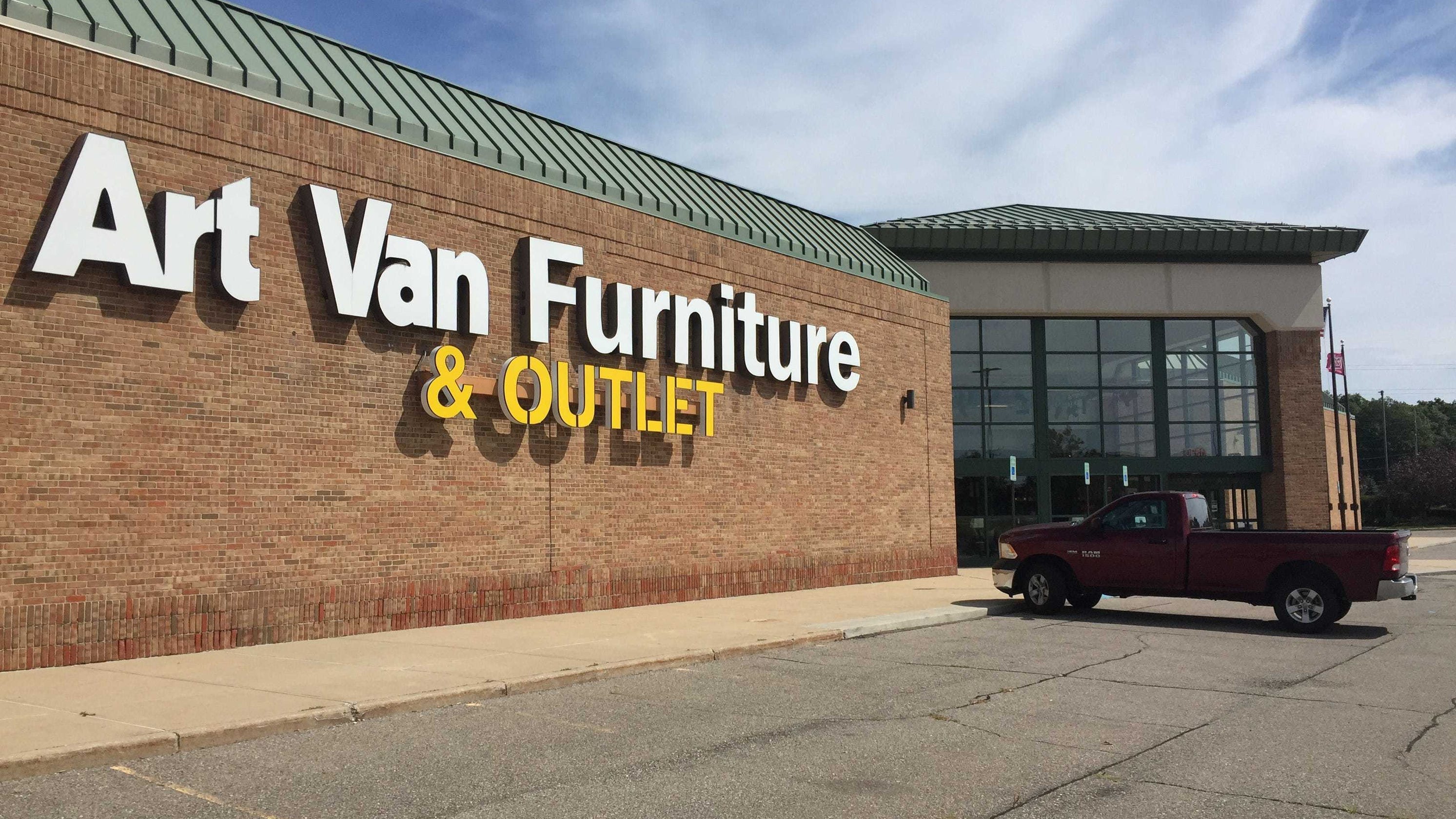New Hope For Art Van Customers Who Paid But Didn T Get Furniture