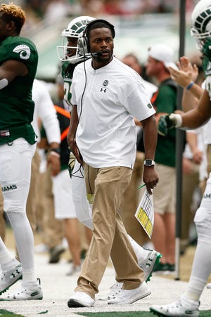 Wisconsin Football Hires Alvis Whitted As Wide Receivers Coach