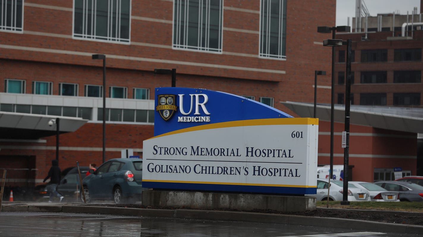 Coronavirus Dad Hides Symptoms To Gain Access To Ny Maternity Ward