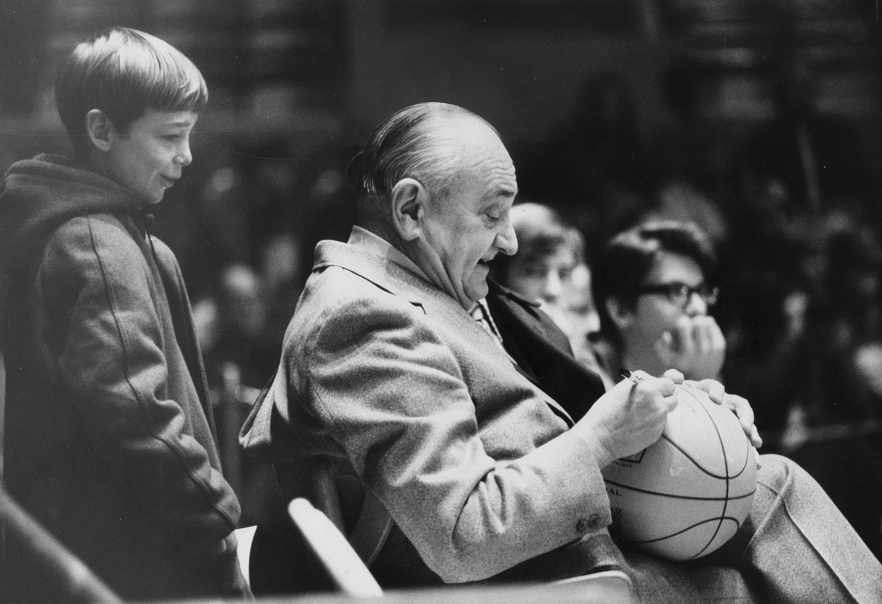 adolph rupp autograph