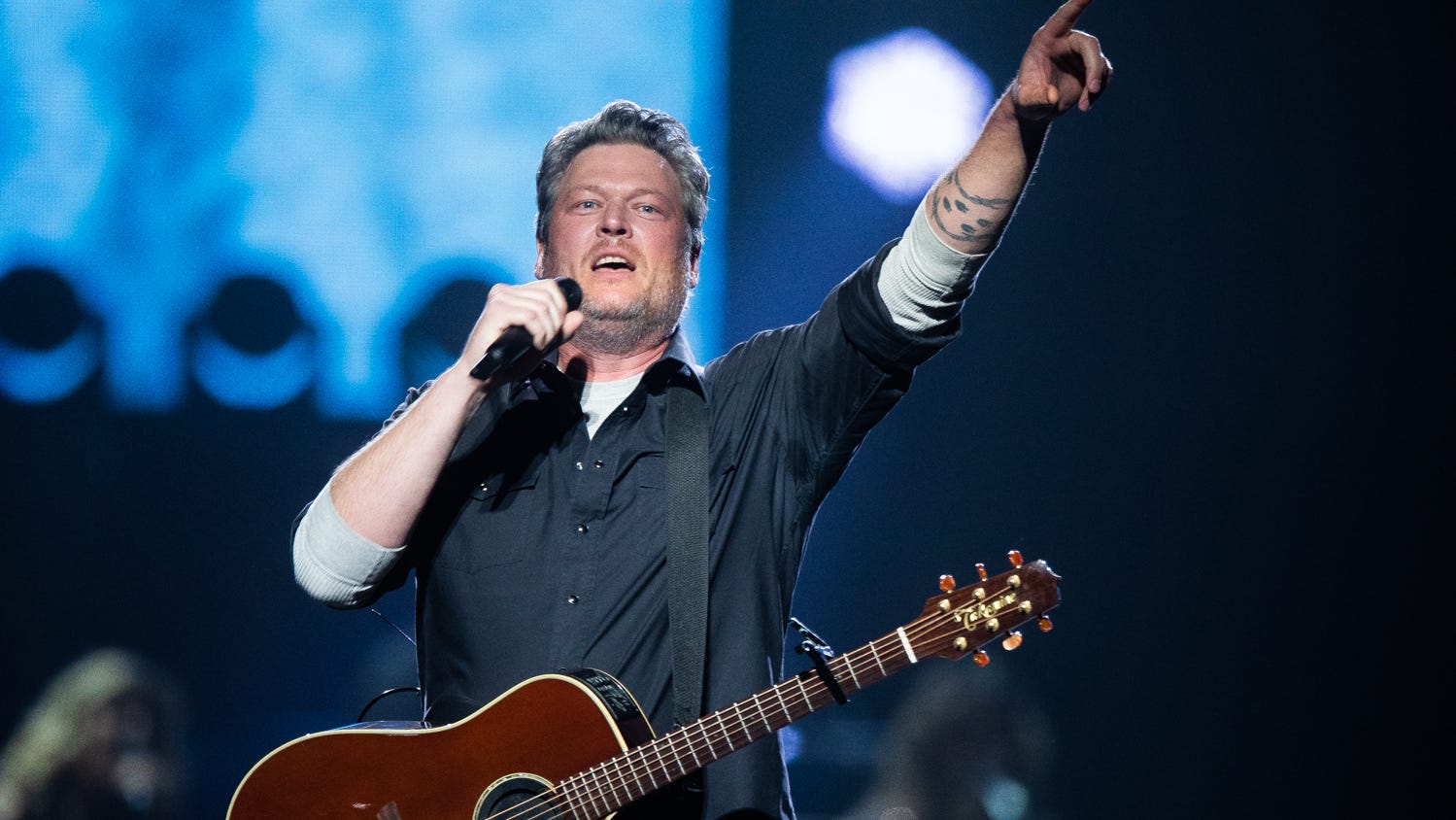 Blake Shelton, Gwen Stefani concert will play metro Phoenix drive-ins Blake Shelton, Gwen Stefani concert will play metro Phoenix drive-ins