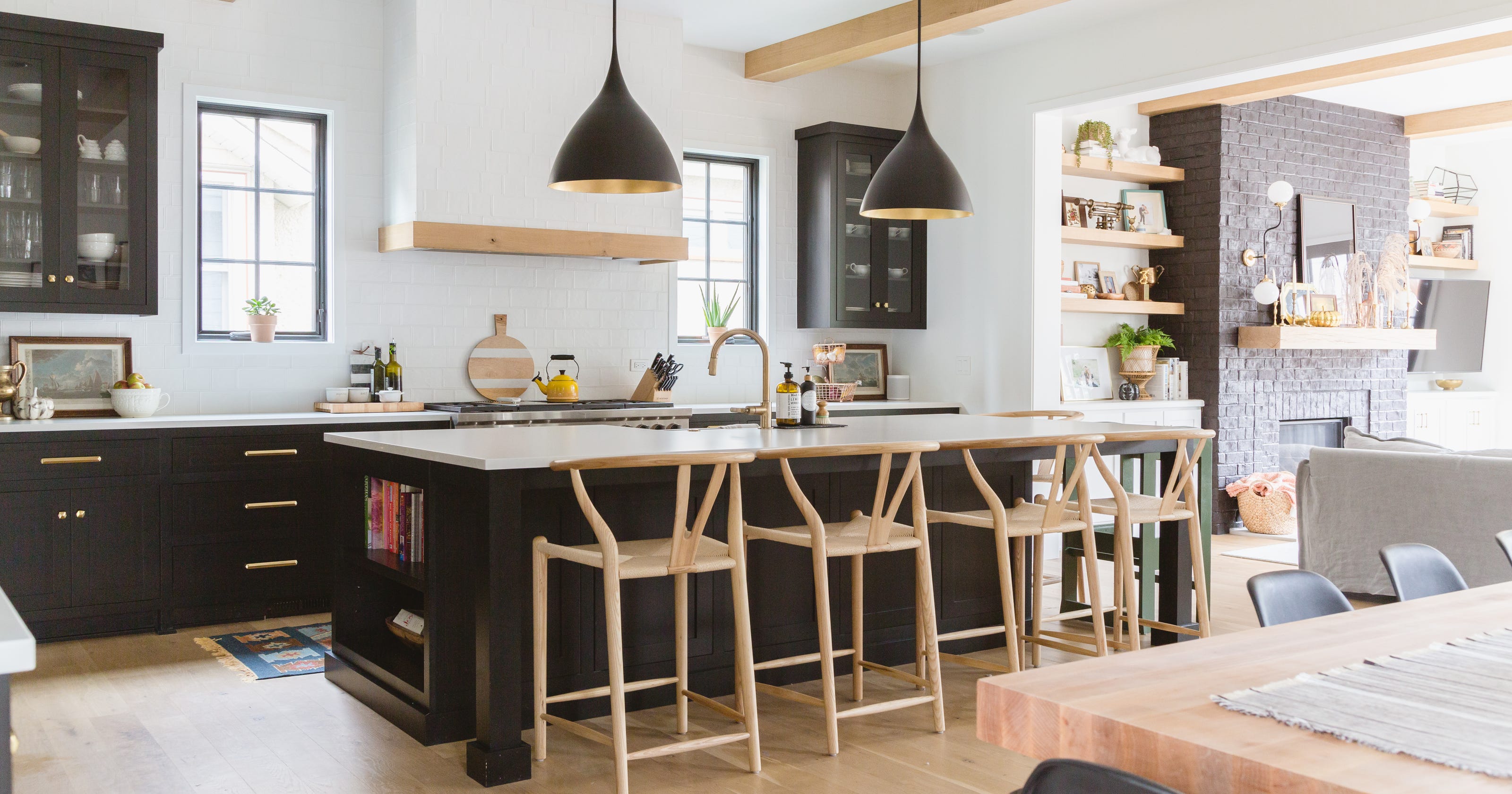 Black And White Color Combo Works In Any Room But Layer In Another Hue