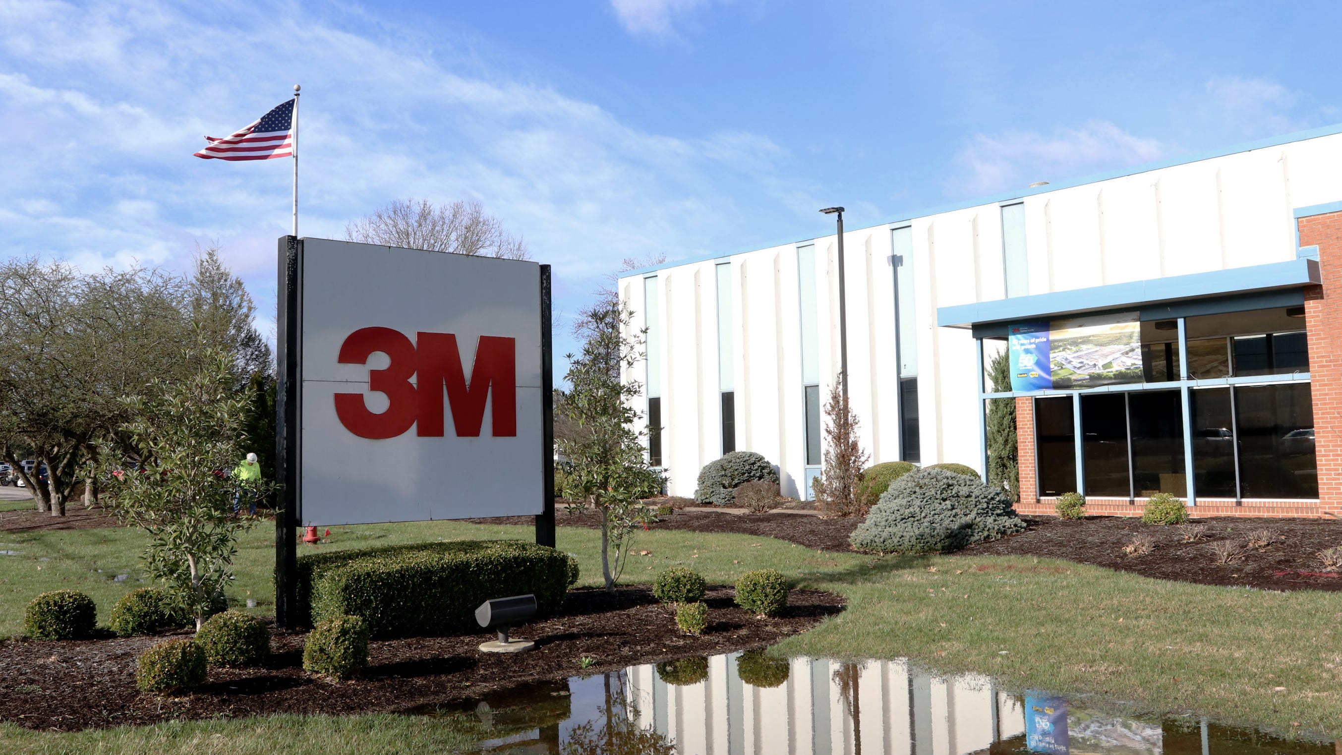 Beshear Calls On 3m To Release Patent For N95 Respirator Amid