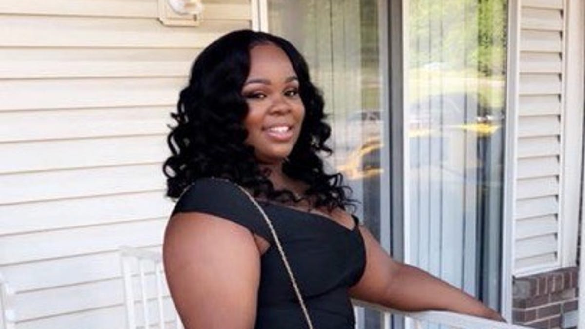 Breonna Taylor Shooting Fact Check 7 Rumors That Are Wrong