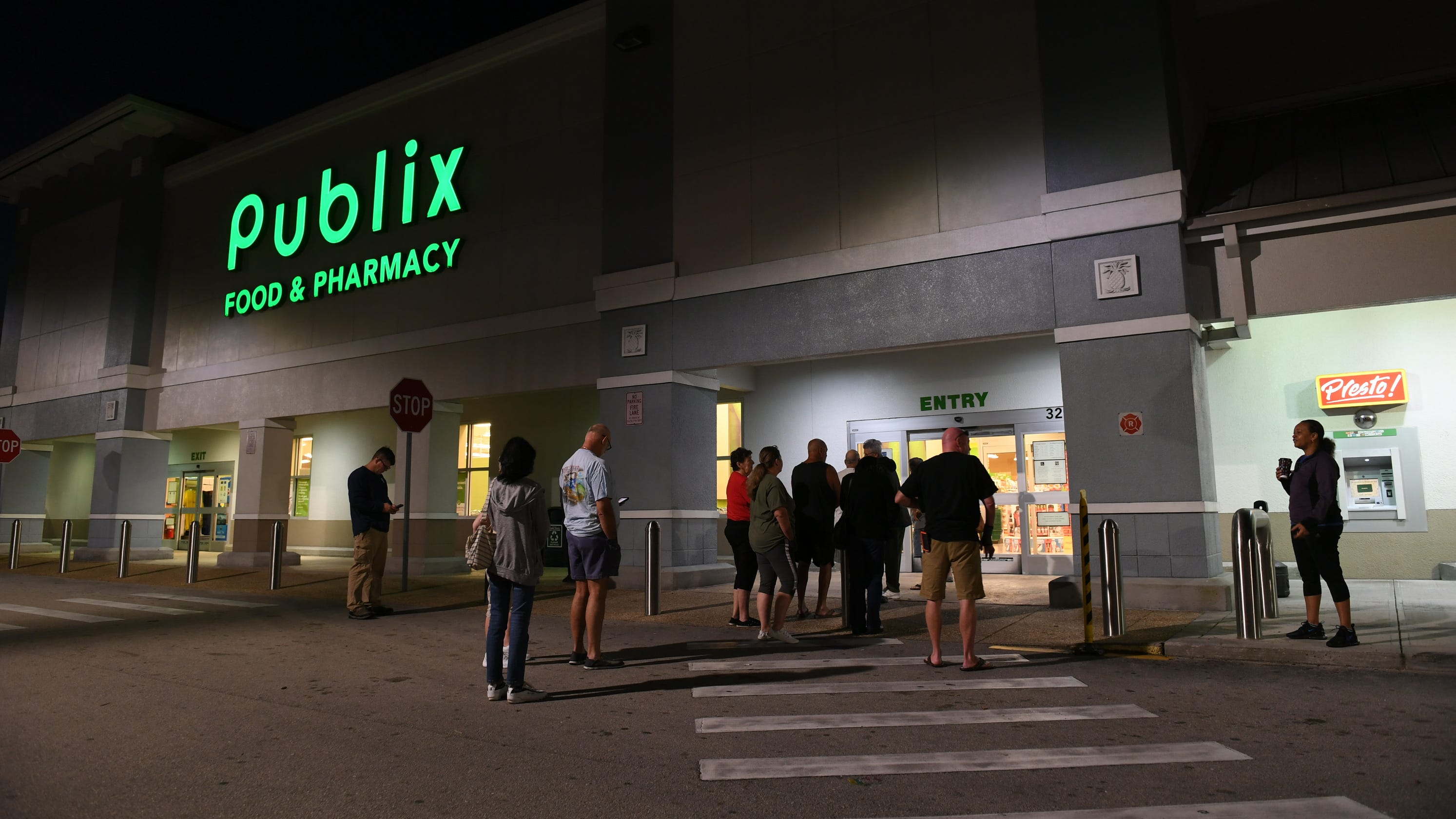 Coronavirus Store Hours For Publix Walmart Winn Dixie Grocery