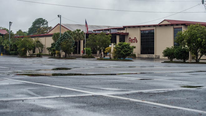 Red's Health Club closed due to statewide business closures.