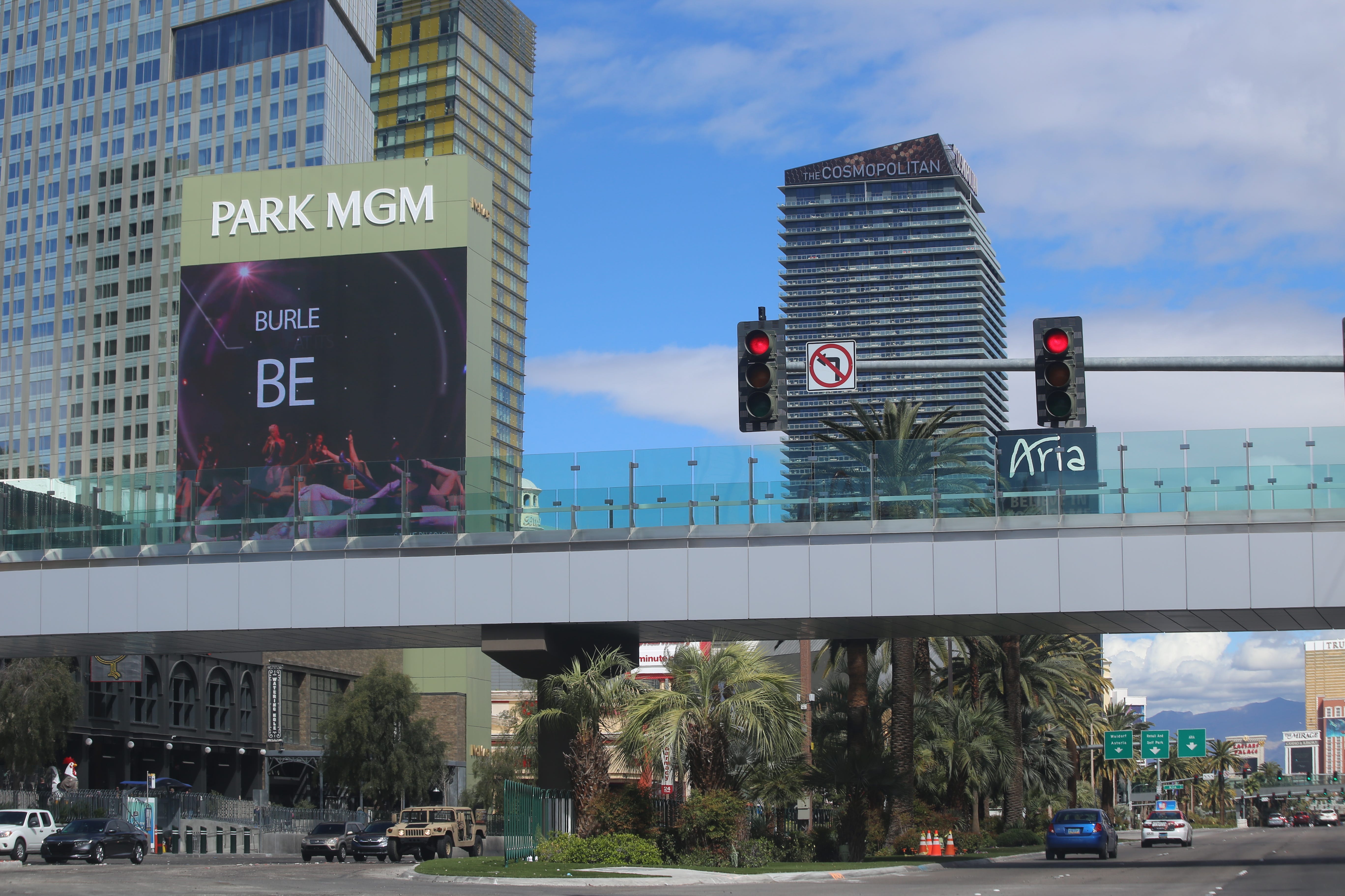 Nevada coronavirus: Sisolak orders shutdown of nonessential businesses