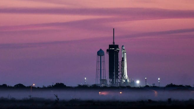 Look Up Starlink Satellites Will Pass Over Cincinnati Tonight Between 9 9 30 P M