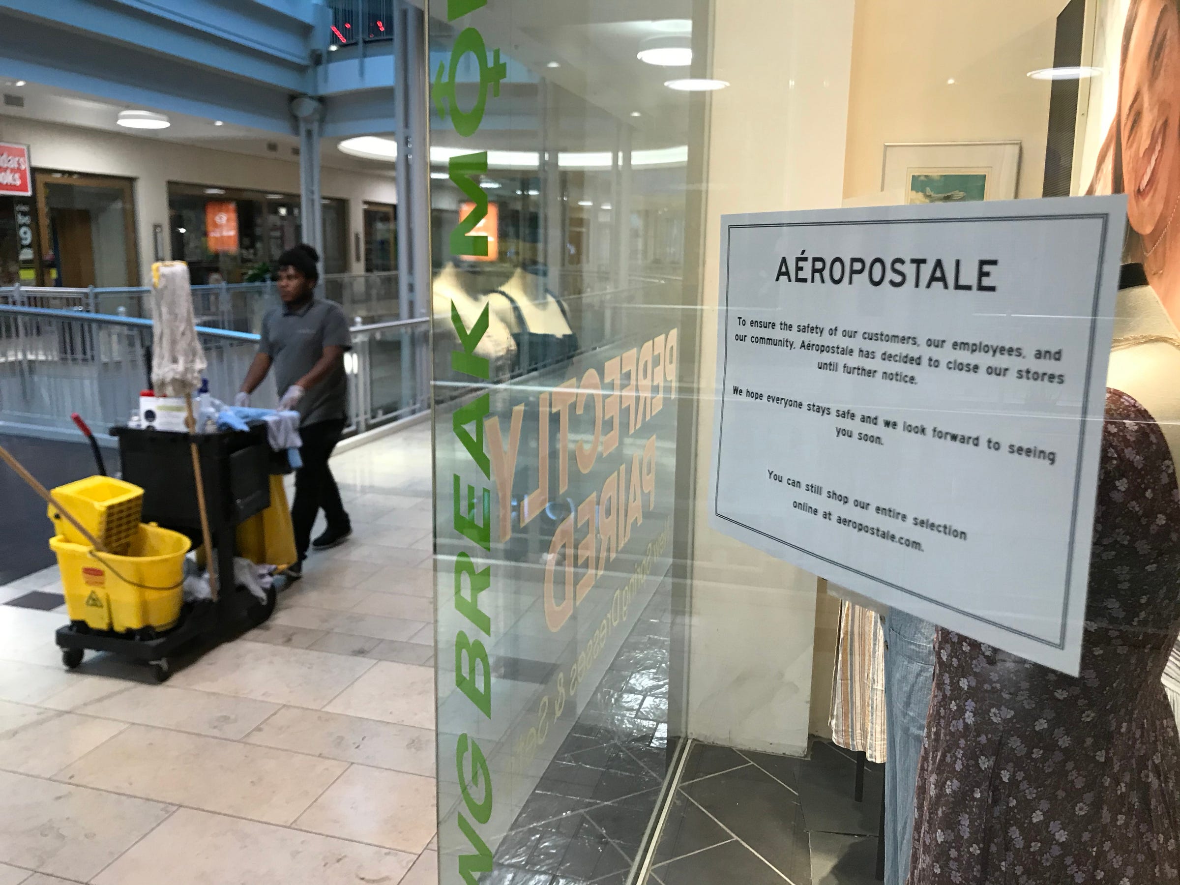 gap marketplace mall