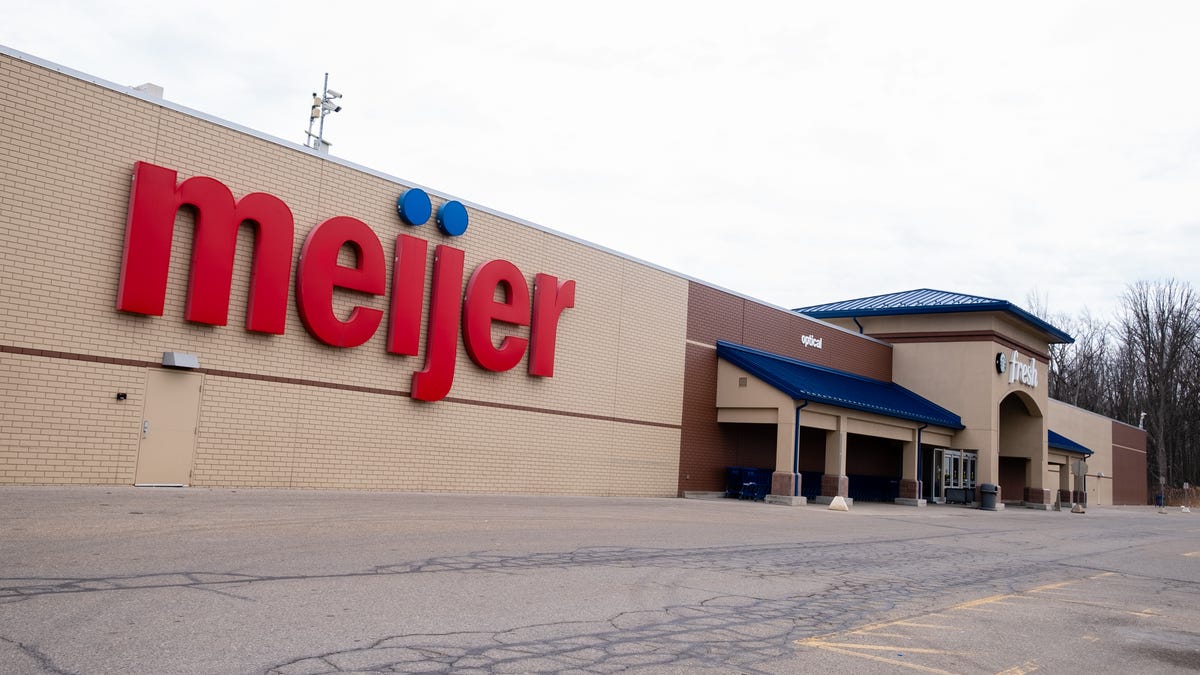 No Bomb Found At Marysville Meijer After Threat