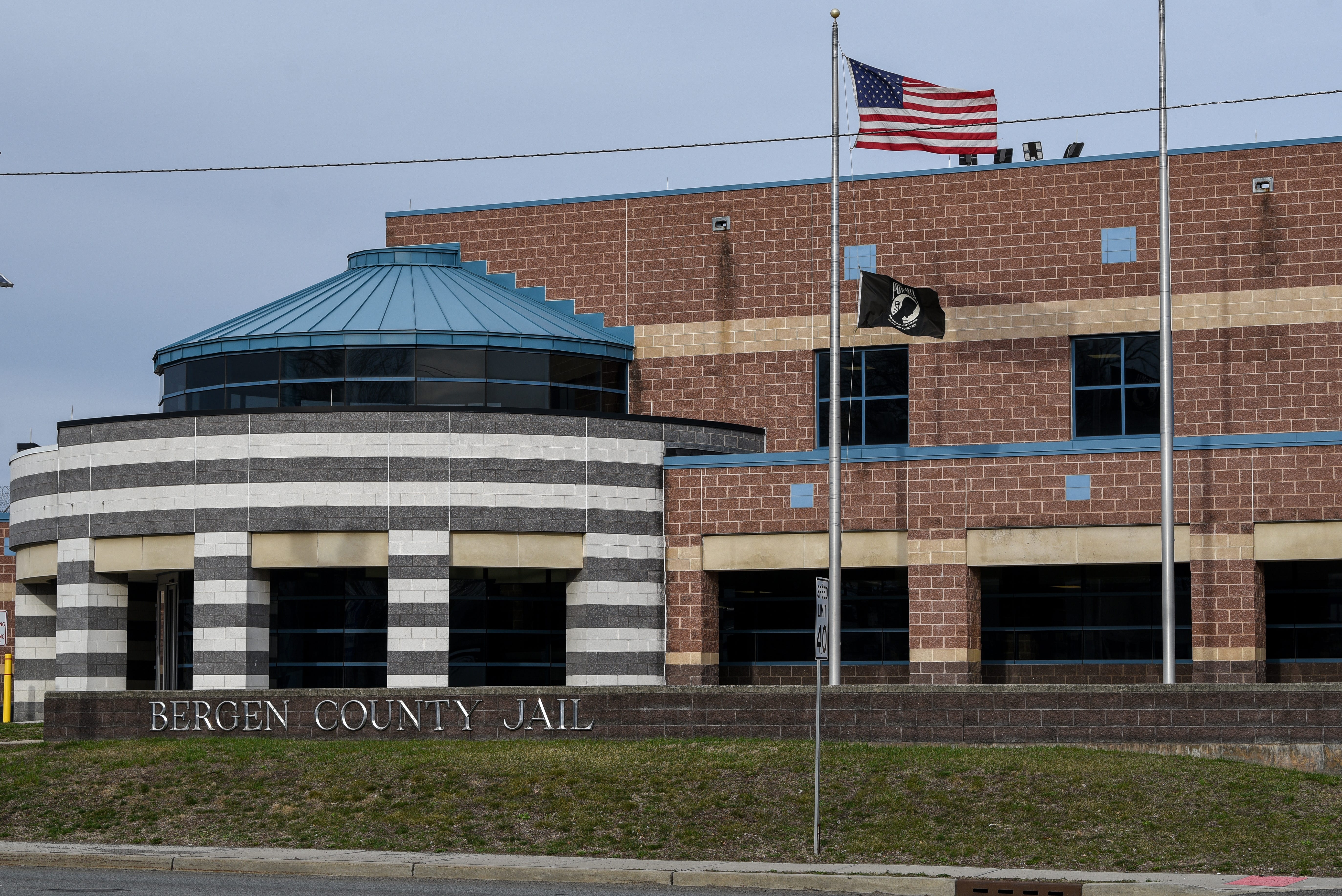 Nj Coronavirus 15 Inmates Quarantined At Bergen County Jail