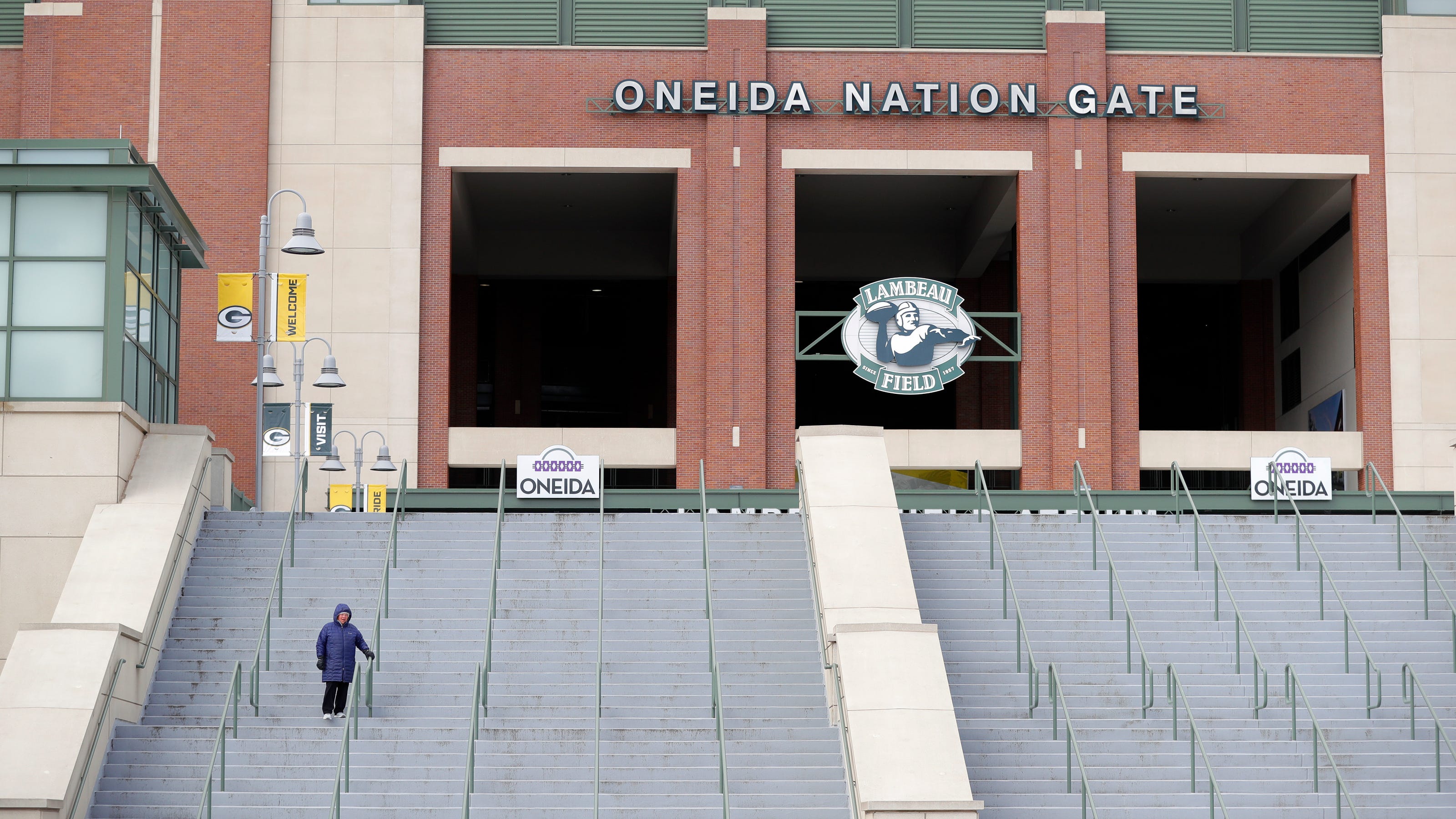 Packers Brace For 2020 Season With Fewer Or No Fans At Lambeau Field
