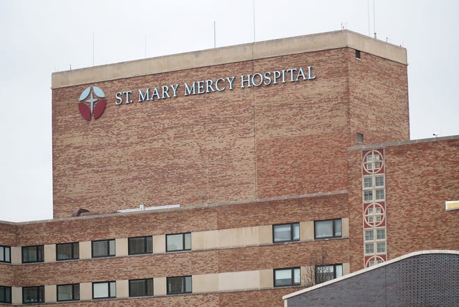                                    Livonia's St. Mary Mercy Hospital on Five Mile.                          