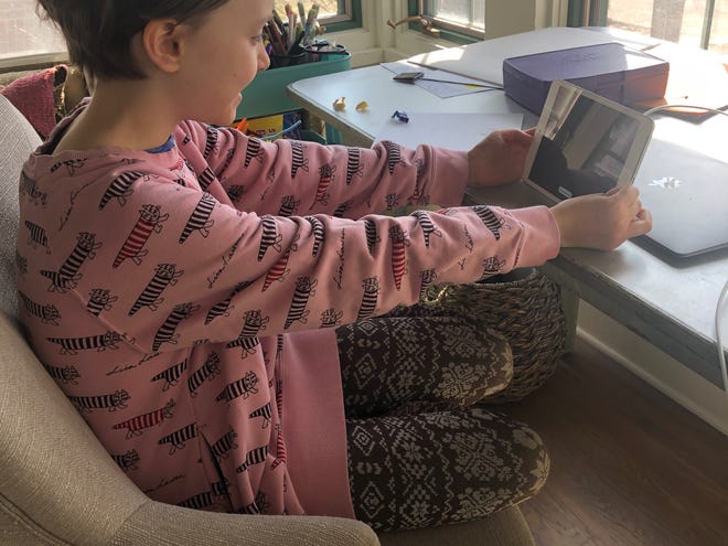 Coronavirus Social Distancing Screen Time Connects Kids With Friends Facetime Roblox Facetime Roblox Coronavirus Social Distancing Screen Time Connects Kids With Friends