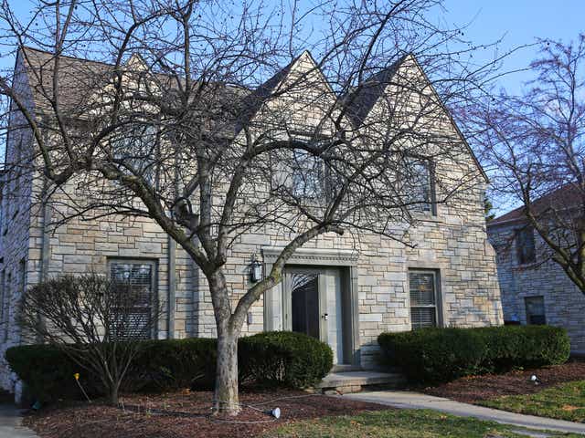 Wauwatosa Lannon Stone Colonial Couple Took On Big Renovation Project
