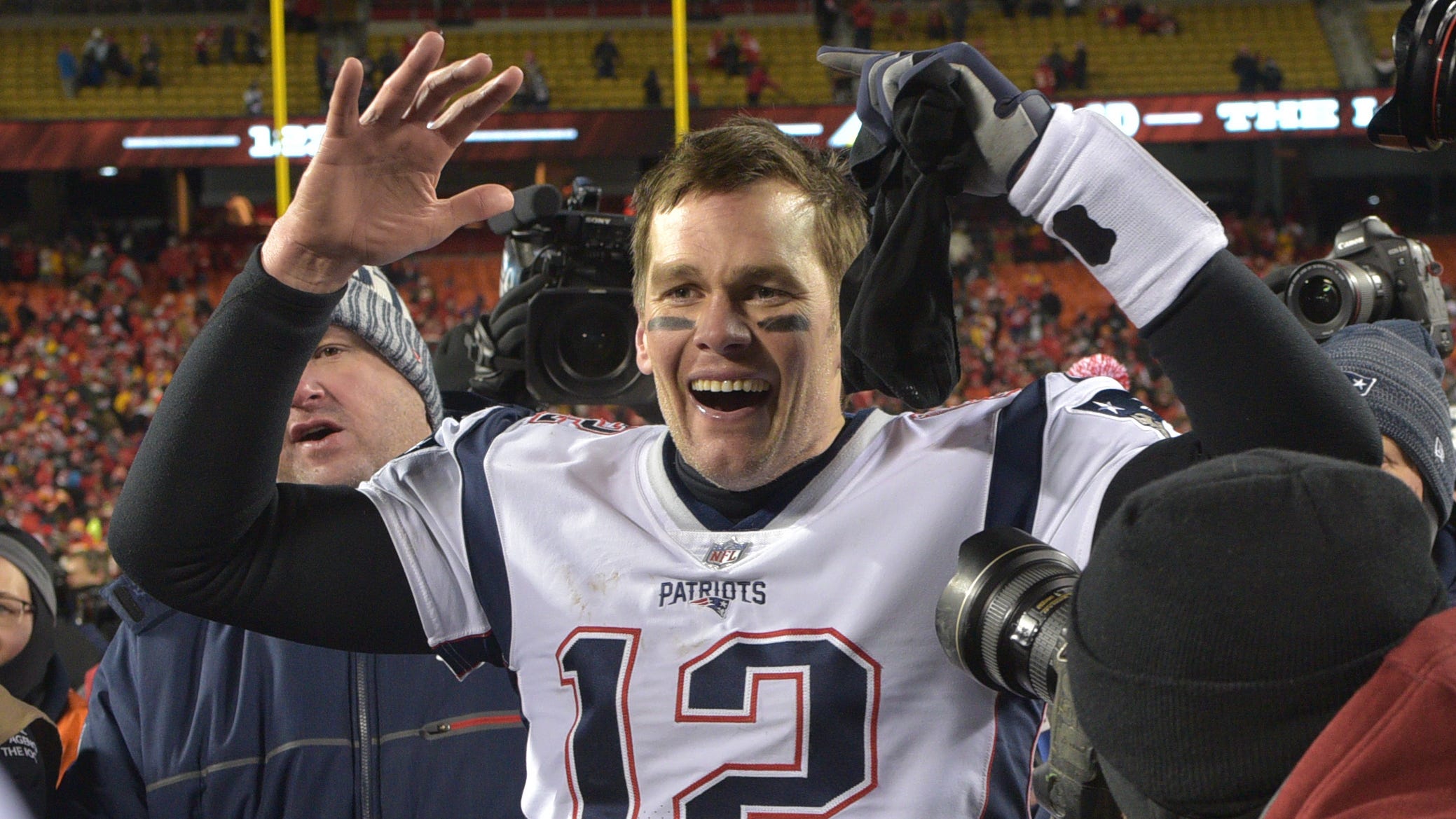 Tom Brady Will Wear No 12 Jersey With Tampa Bay Buccaneers