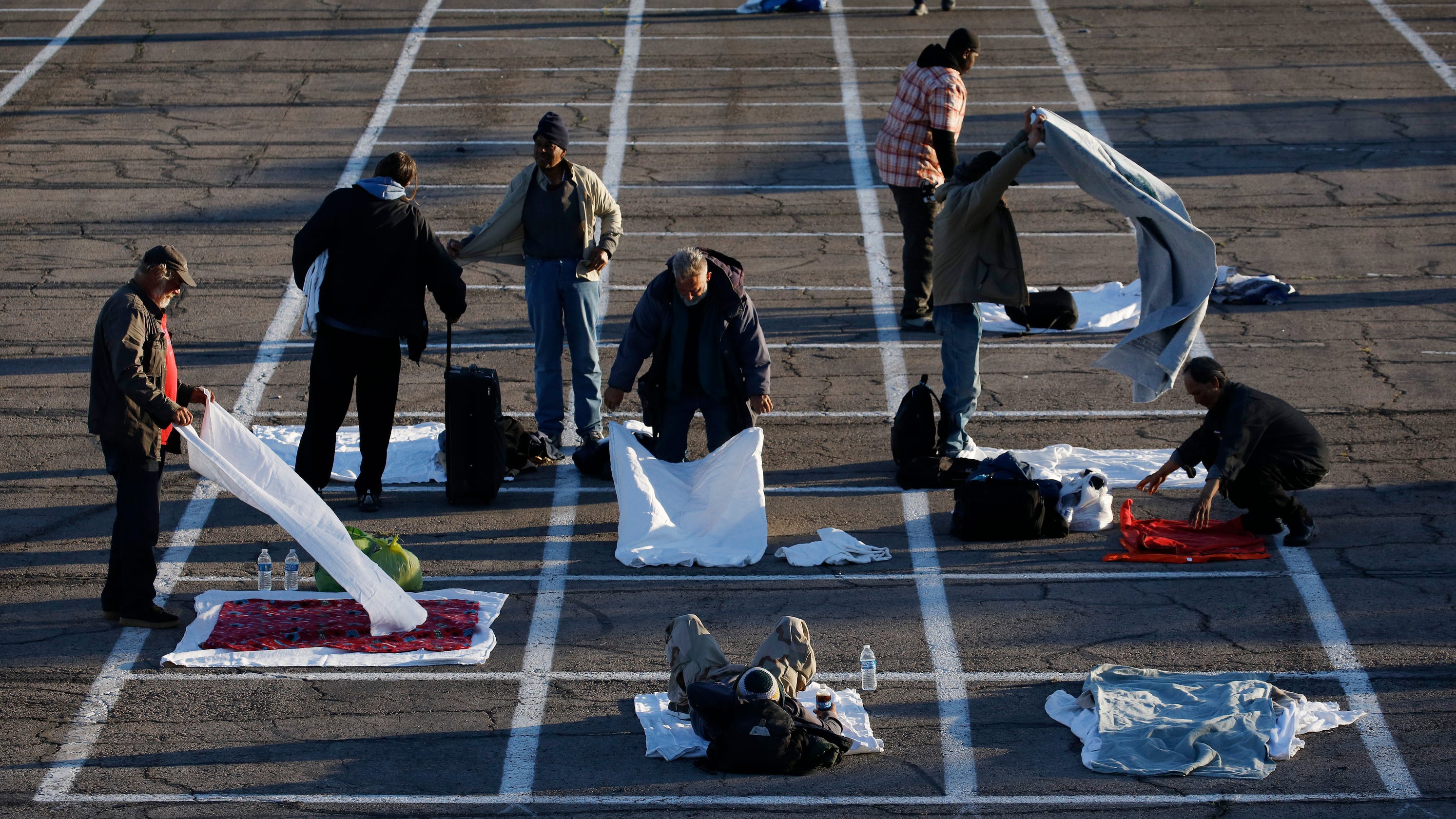 Las Vegas Homeless Forced To Sleep In Parking Lot To Slow Coronavirus