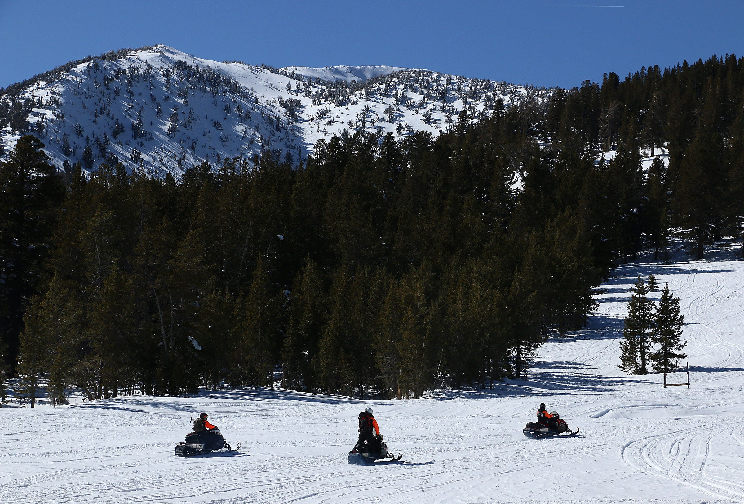 Snowmobiler Dies In Avalanche Near Truckee Snowmobiler Dies In Avalanche Near Truckee