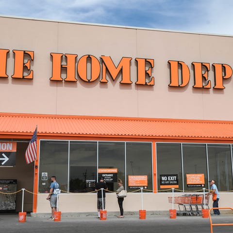 The Las Cruces Home Depot lets in 150 people at a 
